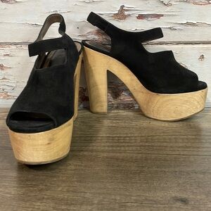 Marni Wood platform sandal size 36.​​